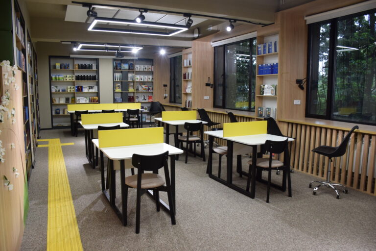 Public Library Branch №14